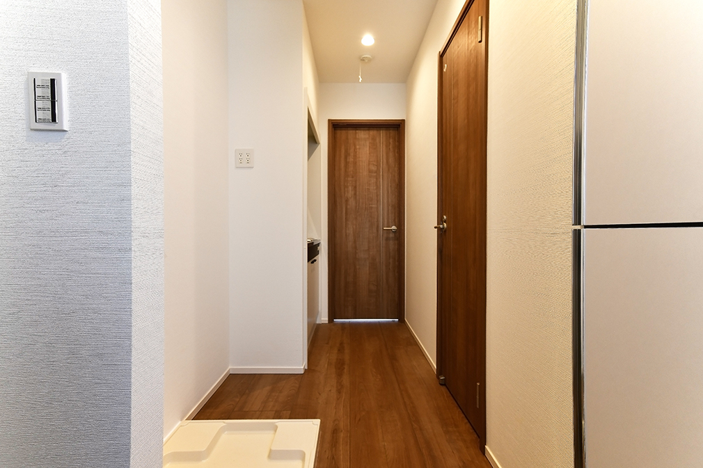 共同住宅玄関＆廊下