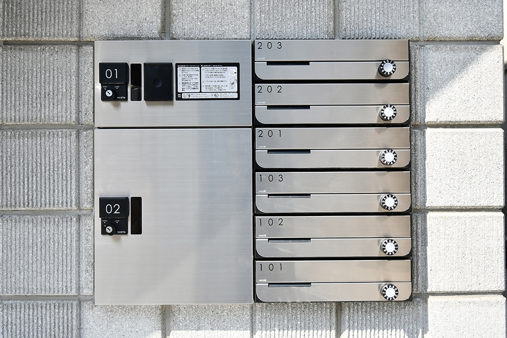 共同住宅宅配ボックス付きポスト