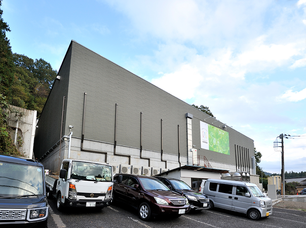 WORLD FARM木造工場外観写真