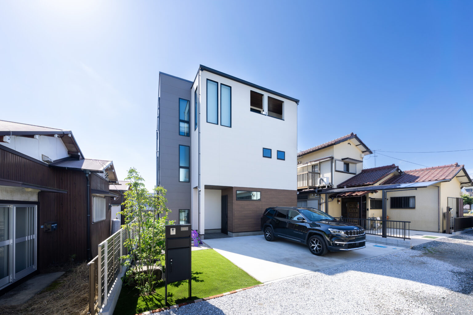 【施工事例|綾瀬市 注文住宅】和の趣とモダンデザインがミックスした家 | 神奈川県・東京都の注文住宅|ビルドアート